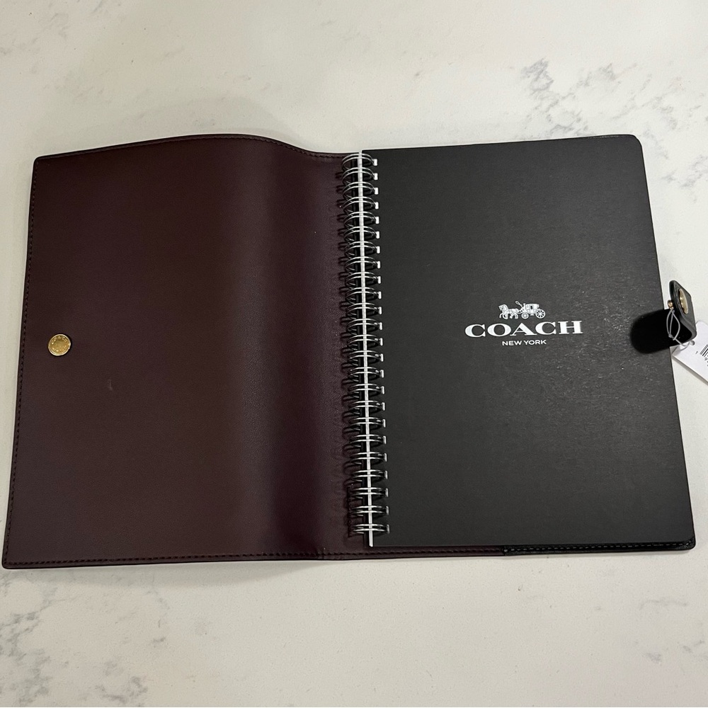 COACH NEW CHERRY NOTEBOOK ๐ - Picture 7 of 11
